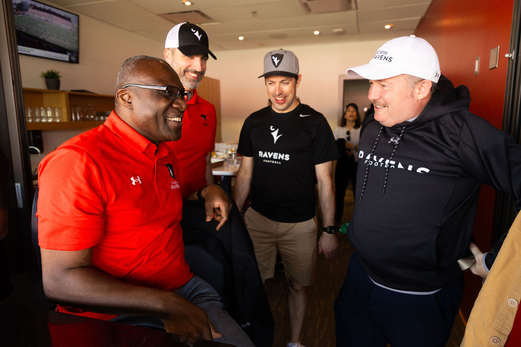 Carleton President engaged in conversation with members of the Carleton University Alumni Association