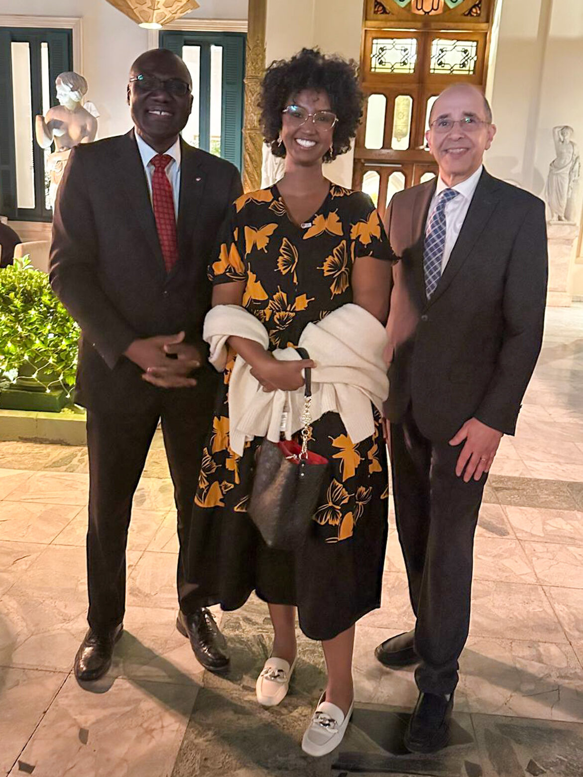 President Tettey, a Carleton alumna and Vice-President Goubran at the Carleton University reception in Cairo, Egypt.
