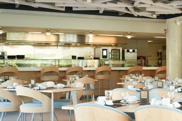 Riverbank Social eatery's modern and minimalistic dining room at Carleton University.